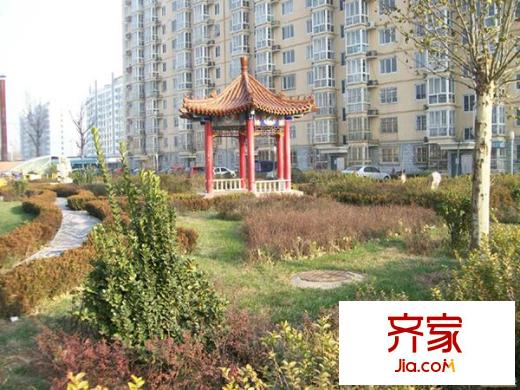 河畔丽景外景图