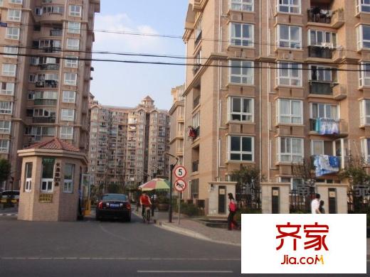 新梅淞南苑外景图