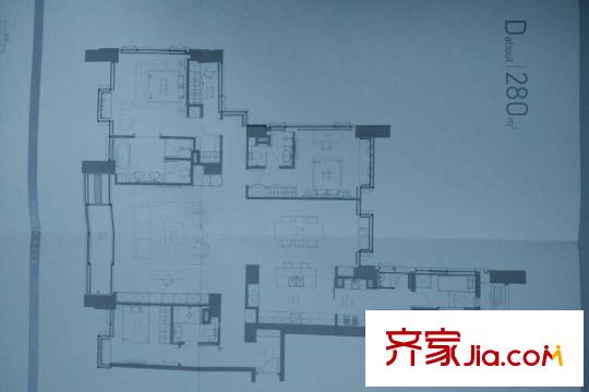 华侨城苏河湾塔尖住宅280平户型图 3室2厅3卫1厨