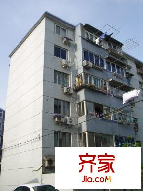 東一小區(qū)外景圖 