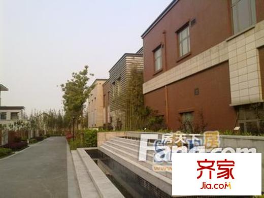鹏欣一品漫城外景图