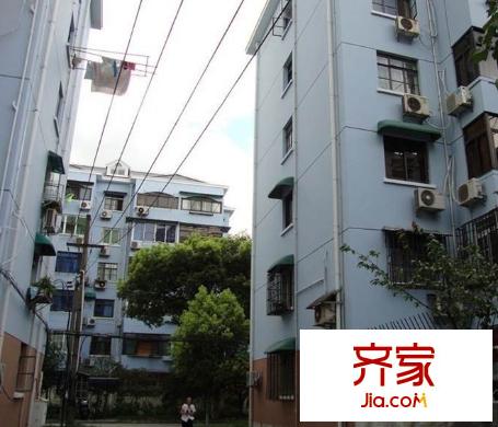 古美八村外景图