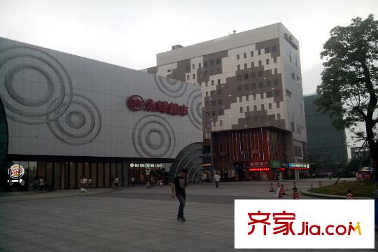 信达蓝爵永辉超市