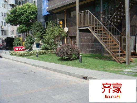 兆丰虹桥公寓外景图