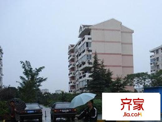 凌港城外景圖 