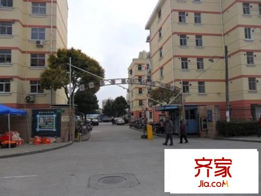 凌港城外景圖 