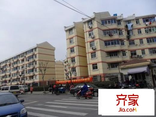 凌港城外景圖 