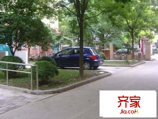 龙柏六村外景图