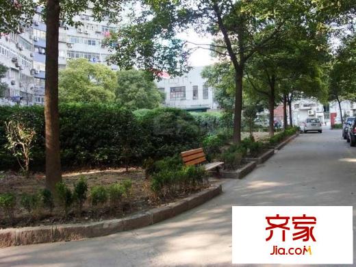 凌高小區(qū)外景圖 