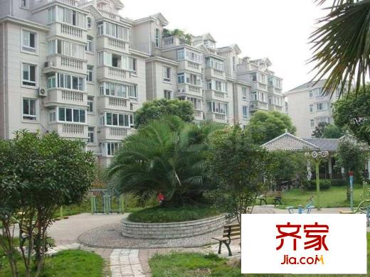 凌高小區(qū)外景圖 
