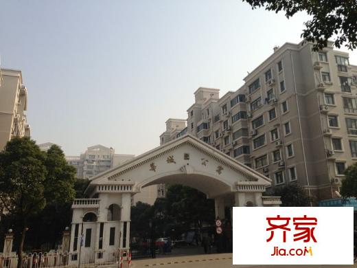 上海莘城外景图