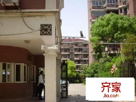 新梅公寓外景图