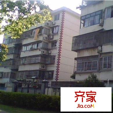 古桐路18弄小區(qū)外景圖上海  
