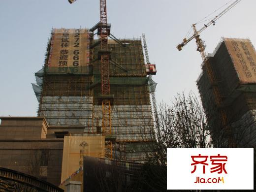 朗诗虹桥绿郡小区北外立面(2012-12