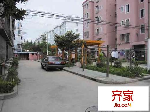 芳華路229弄小區(qū)外景圖芳華路229弄 
