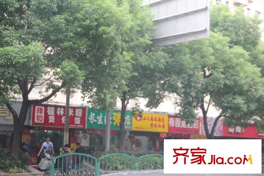 萬(wàn)科翡翠濱江周邊商鋪