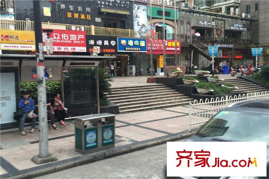 荣信虹桥世嘉街边小店