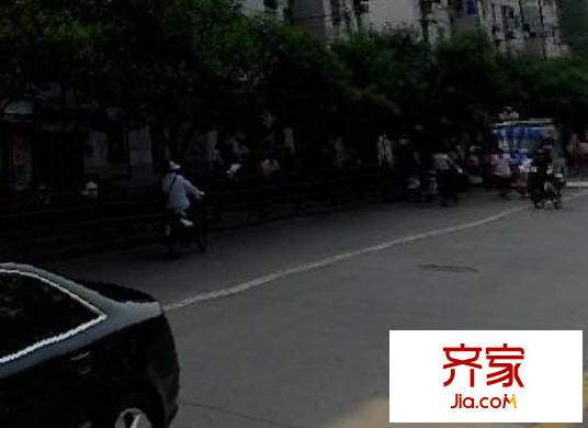 瞿二小区外景图