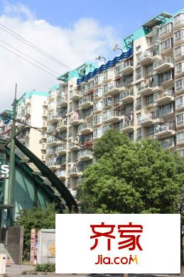 世纪之春花园外景图