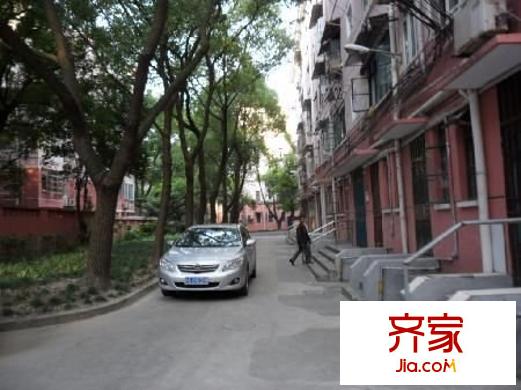 高华小区外景图