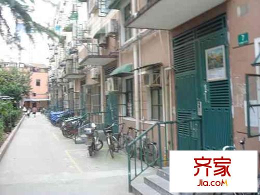 化工小区外景图