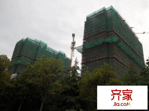 绿地海珀璞晖外景图 (2013-05)