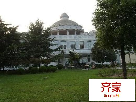 龙柏西郊公寓外景图