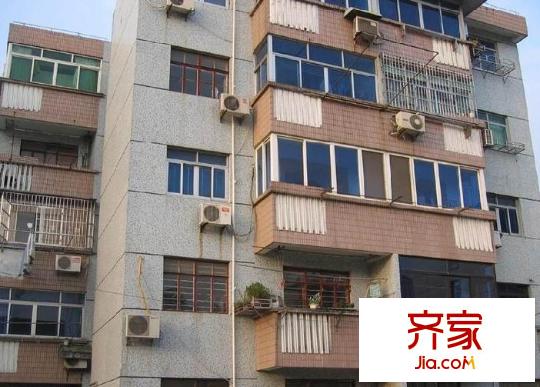 前哨路198弄小區(qū)外景圖