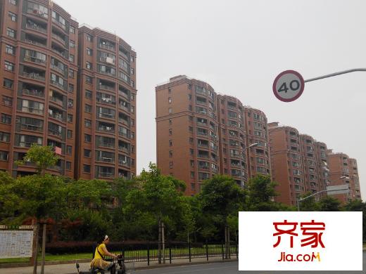 恒盛鼎城华公馆外景图(2014.6.12)