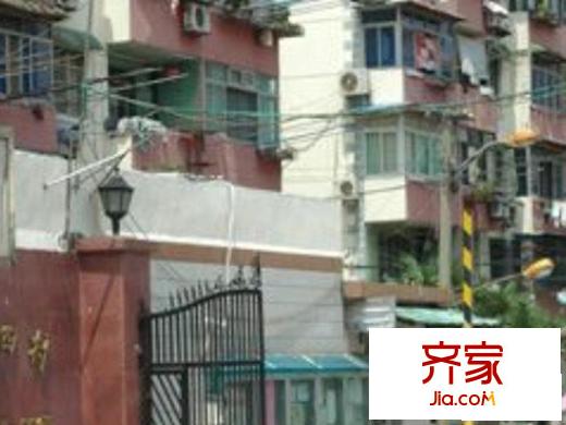南新四村