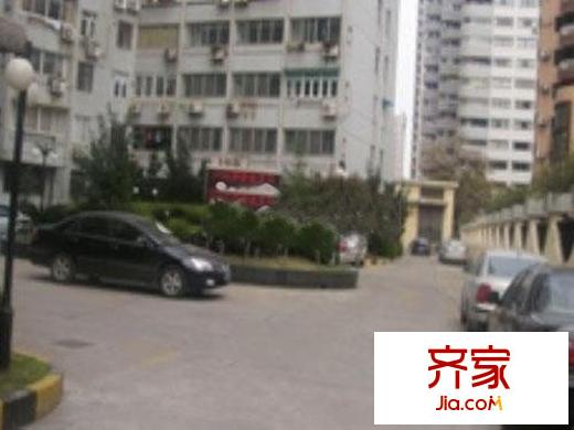 丁香大楼外景图