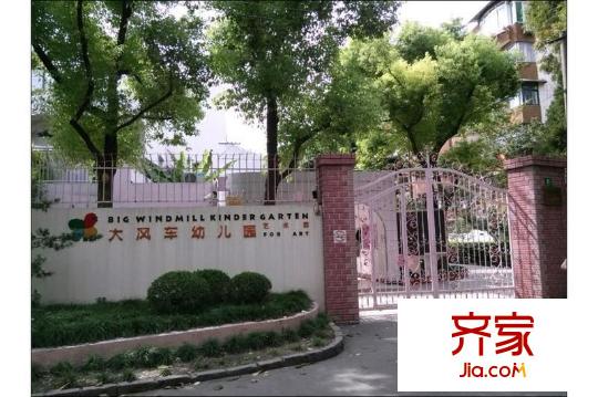 甘泉苑外景图