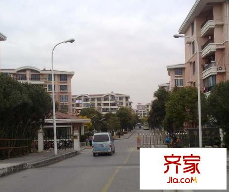 浦發(fā)綠城2801弄小區(qū)外景圖