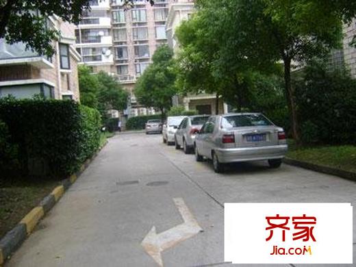 汇金公寓外景图