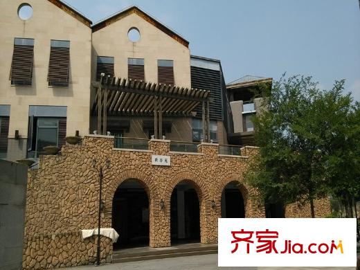嘉实上城名都同济大学食堂