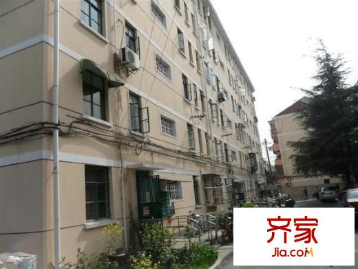 上煉三村外景圖 