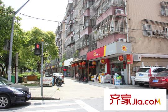 同濟東時區(qū)沿街商鋪