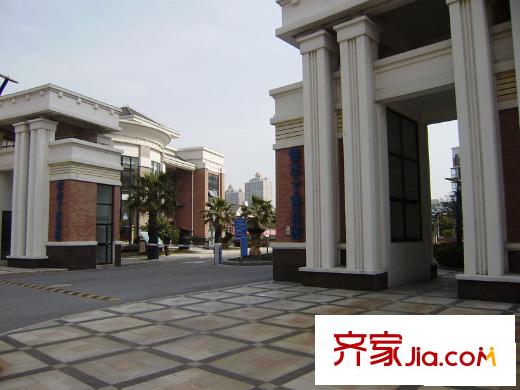 恒杰丁香花园配套图大门