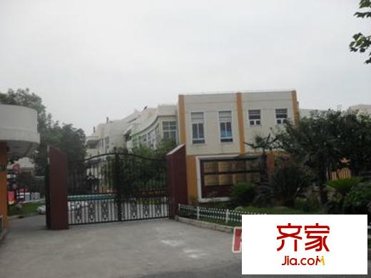 偉業(yè)金錦苑三村外景圖 