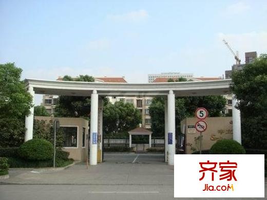 申立苑外景圖