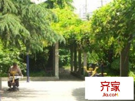 绿园小区外景图