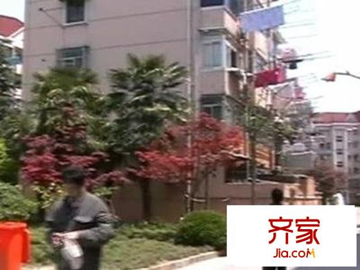 临汾路300弄小区外景图临汾路300弄