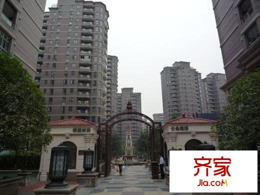 华丽家族古北花园外景图