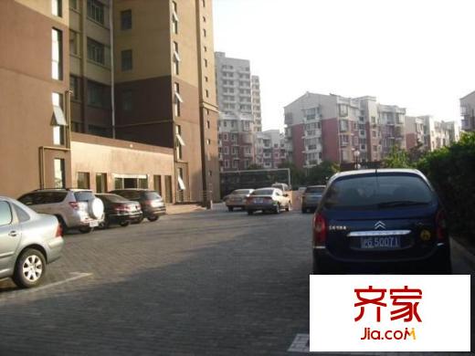 品臻國(guó)際公寓外景圖 