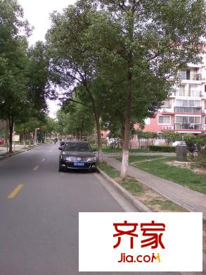 綠波城外景圖 