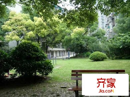 洋涇花園城外景圖