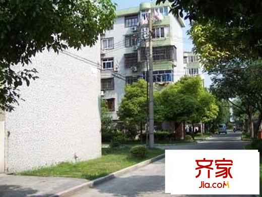 上鋼三村