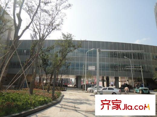 清水綠園富邦世紀(jì)商業(yè)廣場(chǎng)人行步道