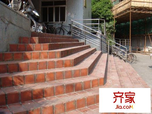 東安大樓外景圖 