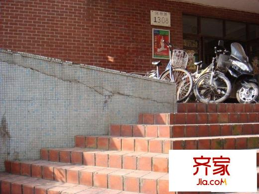 東安大樓外景圖 